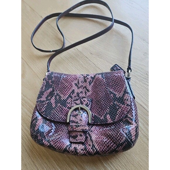 Coach Soho Purple/Burgundy & Black Python Snakeskin Leather  Crossbody - Picture 1 of 14